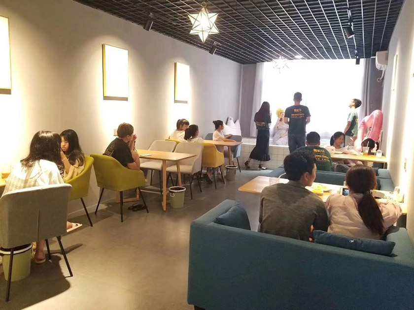 西點(diǎn)店